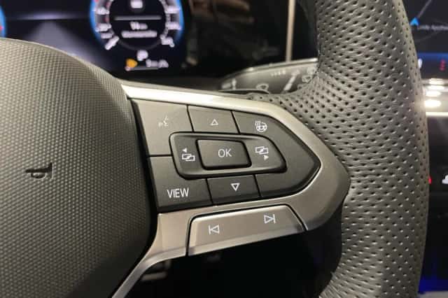 Volkswagen Golf (2025) thumbnail 23