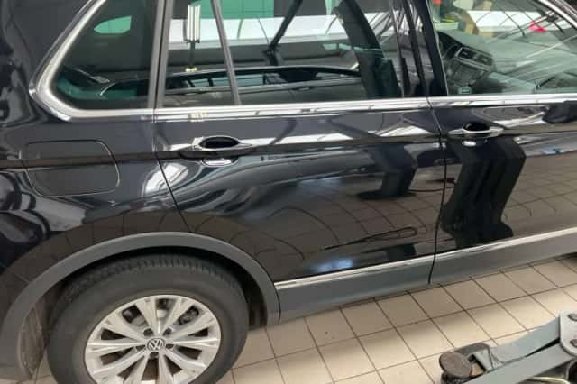 Volkswagen Tiguan (2016) thumbnail 4