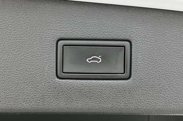 Volkswagen Tiguan (2022) thumbnail 25