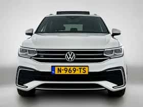 Volkswagen Tiguan (2022) thumbnail 5