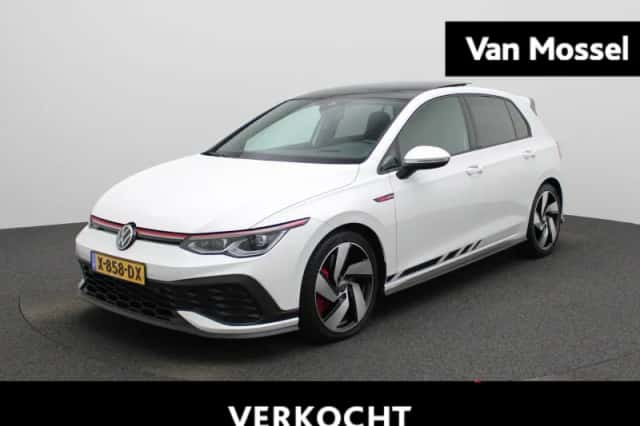 Volkswagen Golf (2023) thumbnail 1