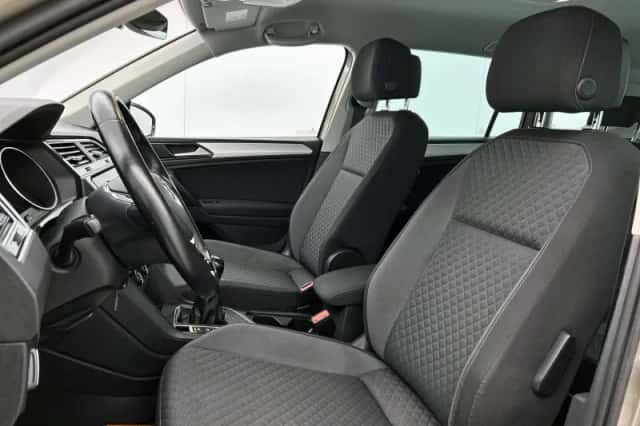 Volkswagen Tiguan (2018) thumbnail 31