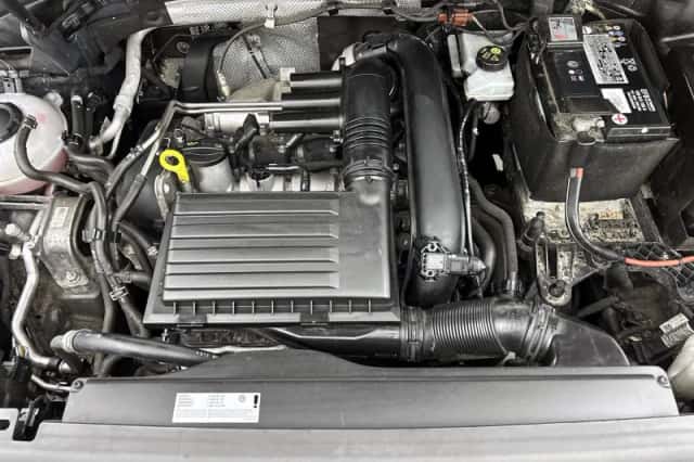 Volkswagen Tiguan (2018) thumbnail 9