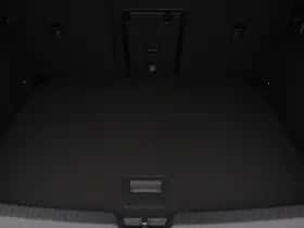 Volkswagen Golf (2024) thumbnail 20