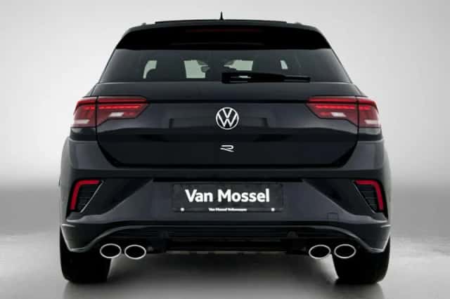 Volkswagen T-Roc (2022) thumbnail 3