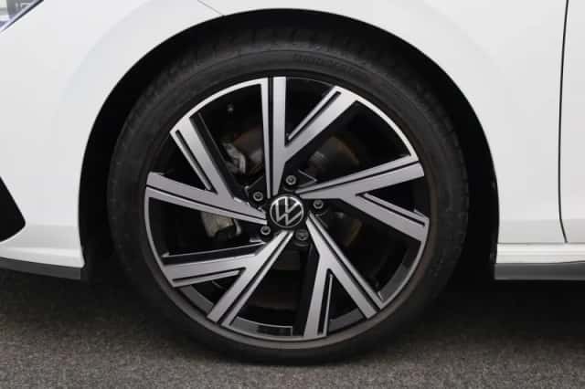 Volkswagen Golf (2024) thumbnail 14