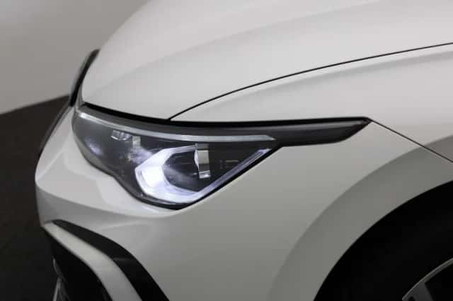 Volkswagen Golf (2024) thumbnail 15