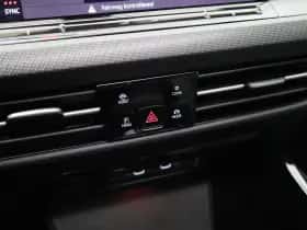 Volkswagen Golf (2024) thumbnail 19