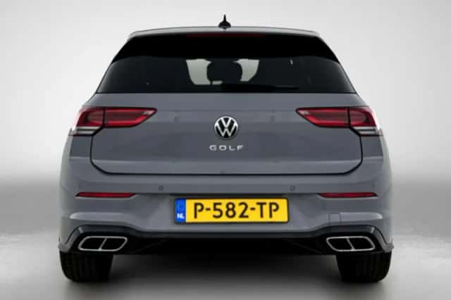 Volkswagen Golf (2021) thumbnail 3