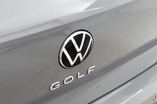 Volkswagen Golf (2021) thumbnail 28