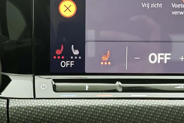 Volkswagen Golf (2021) thumbnail 8