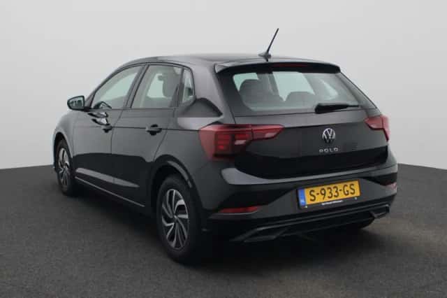 Volkswagen Polo (2023) thumbnail 2