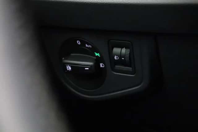 Volkswagen Polo (2023) thumbnail 25