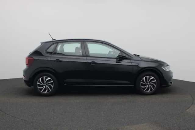Volkswagen Polo (2023) thumbnail 6