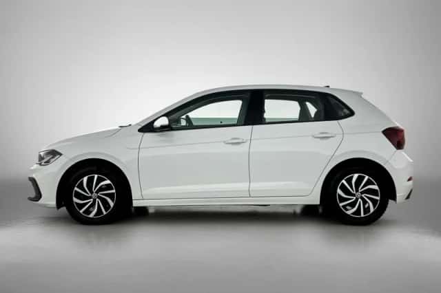 Volkswagen Polo (2022) thumbnail 2