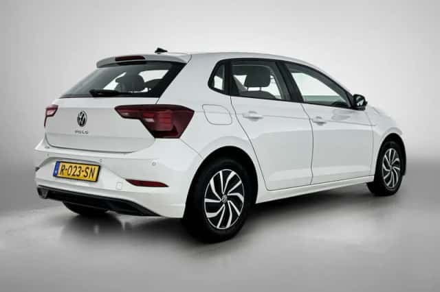 Volkswagen Polo (2022) thumbnail 4