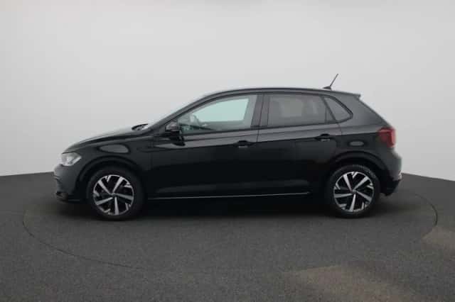 Volkswagen Polo (2022) thumbnail 4