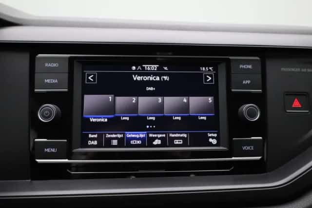 Volkswagen Polo (2022) thumbnail 15