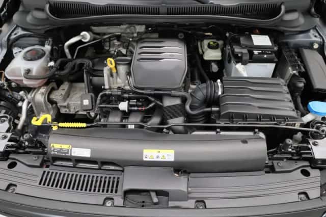 Volkswagen Polo (2022) thumbnail 25