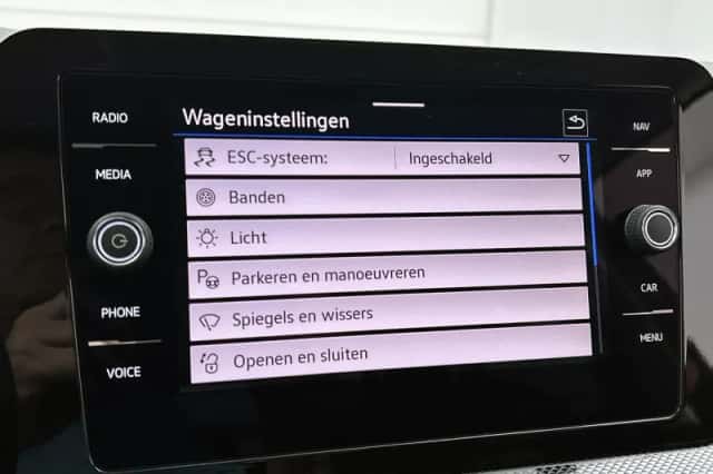 Volkswagen T-Cross (2024) thumbnail 6