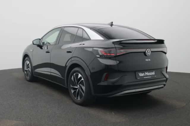 Volkswagen ID.5 (2023) thumbnail 2