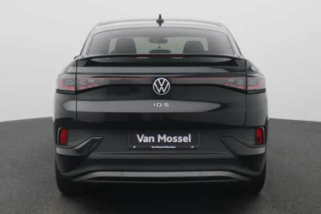 Volkswagen ID.5 (2023) thumbnail 5