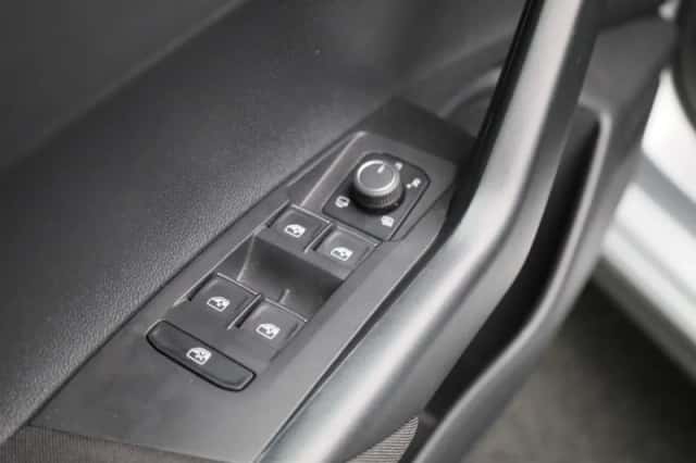 Volkswagen Polo (2024) thumbnail 33
