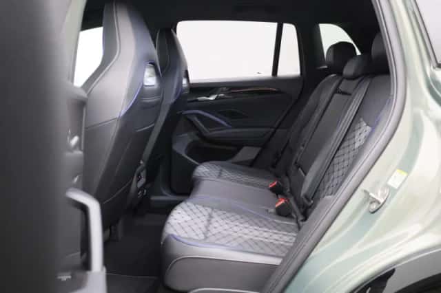 Volkswagen Tiguan (2025) thumbnail 12