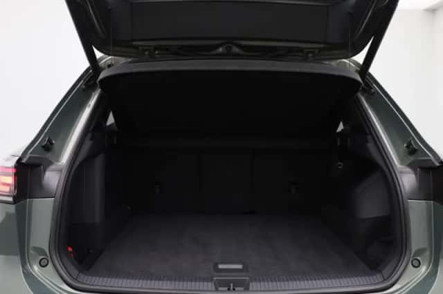 Volkswagen Tiguan (2025) thumbnail 14