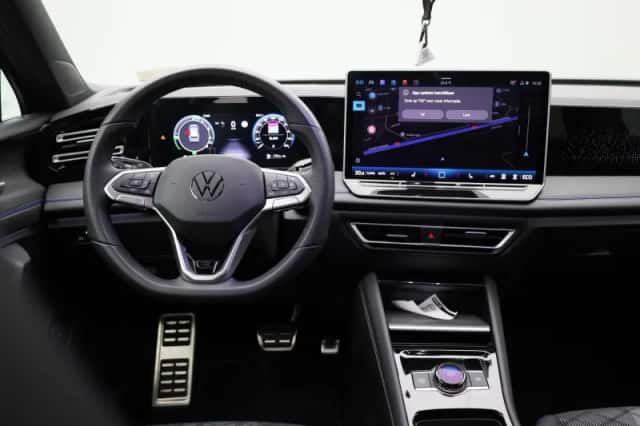 Volkswagen Tiguan (2025) thumbnail 7