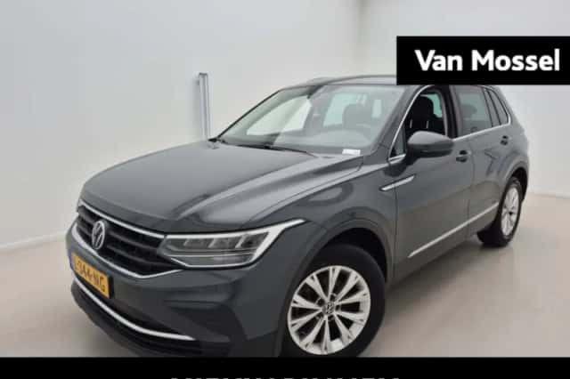 Volkswagen Tiguan (2021) thumbnail 1