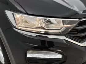 Volkswagen T-Roc (2022) thumbnail 24