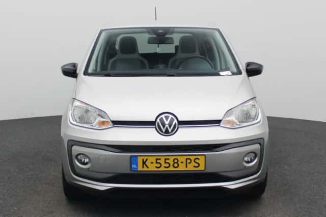 Volkswagen Up! (2021) thumbnail 3