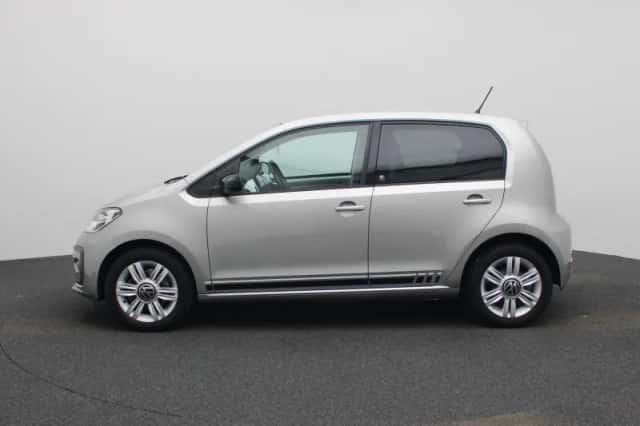 Volkswagen Up! (2021) thumbnail 4
