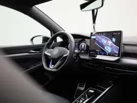 Volkswagen Golf (2025) thumbnail 39