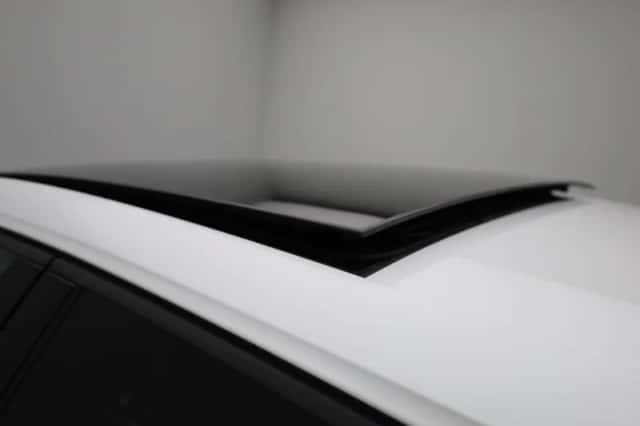 Volkswagen Golf (2025) thumbnail 42