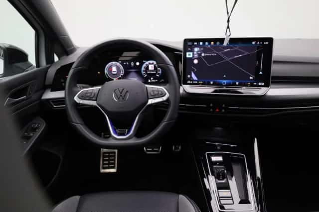 Volkswagen Golf (2025) thumbnail 7