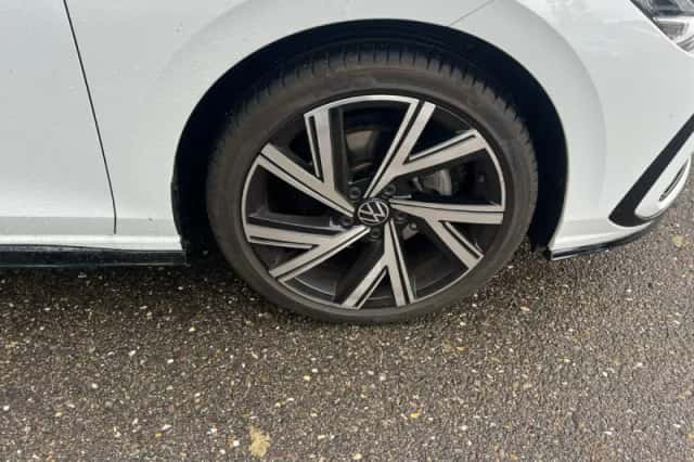 Volkswagen Golf (2021) thumbnail 12