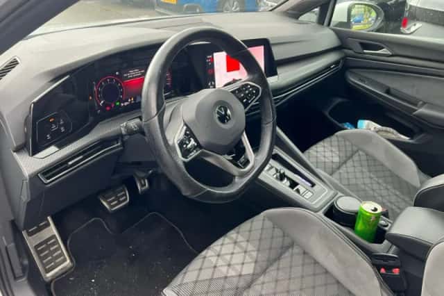 Volkswagen Golf (2021) thumbnail 13