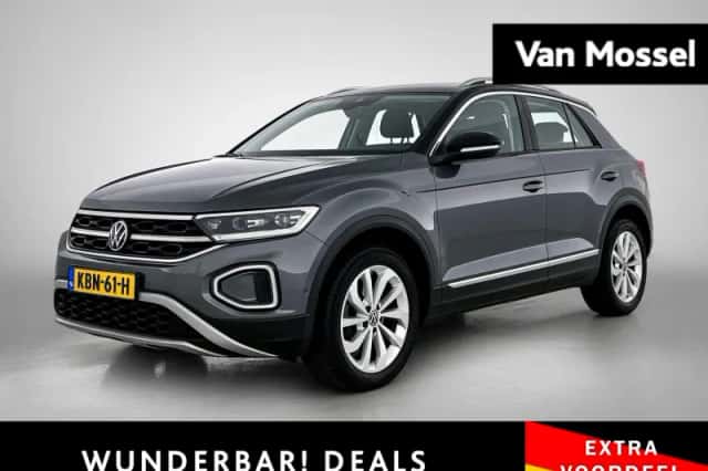 Volkswagen T-Roc (2023) thumbnail 1