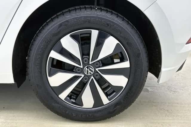 Volkswagen Polo (2024) thumbnail 35