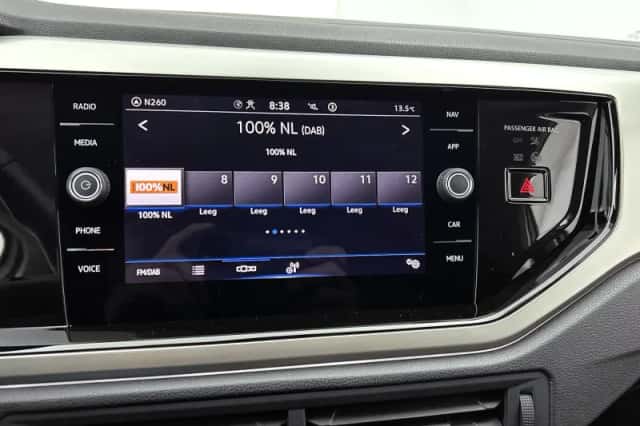 Volkswagen Polo (2024) thumbnail 6