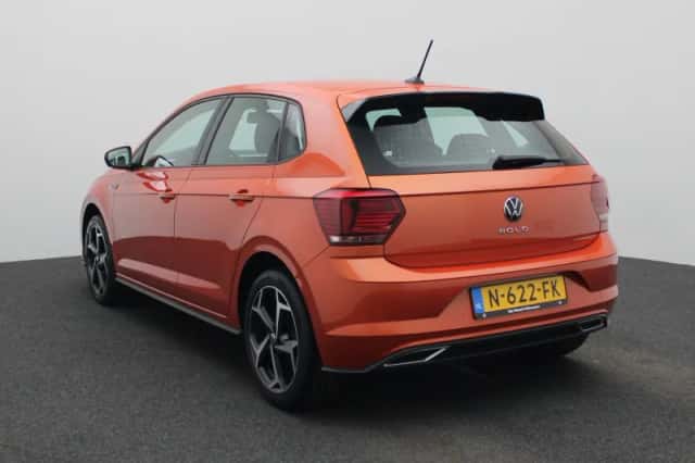 Volkswagen Polo (2021) thumbnail 2