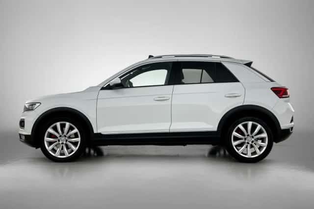 Volkswagen T-Roc (2020) thumbnail 2
