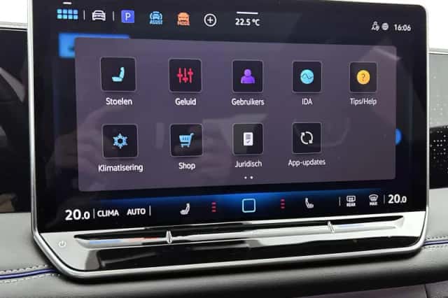 Volkswagen Tiguan (2025) thumbnail 12