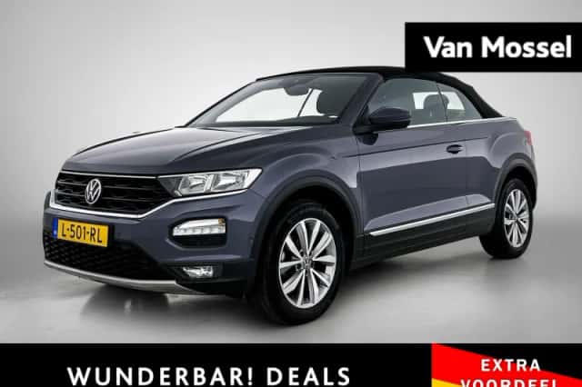 Volkswagen T-Roc (2021) thumbnail 1