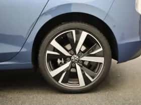 Volkswagen Golf (2025) thumbnail 13