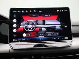 Volkswagen Golf (2025) thumbnail 17