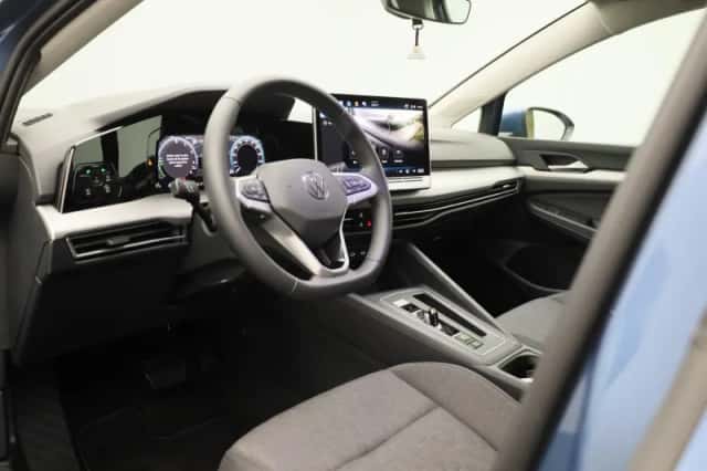 Volkswagen Golf (2025) thumbnail 33