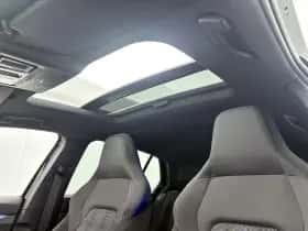 Volkswagen Golf (2024) thumbnail 33